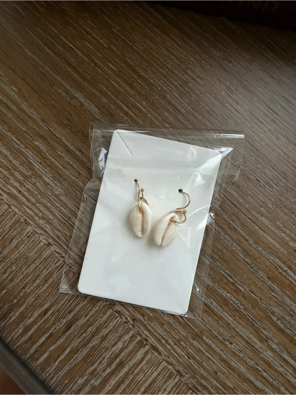 Seashell earrings